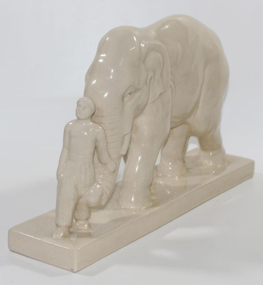 Große Abbildung Nr.2: 132-2177 Elefant mit Führer: (Porzellan u. Keramik)