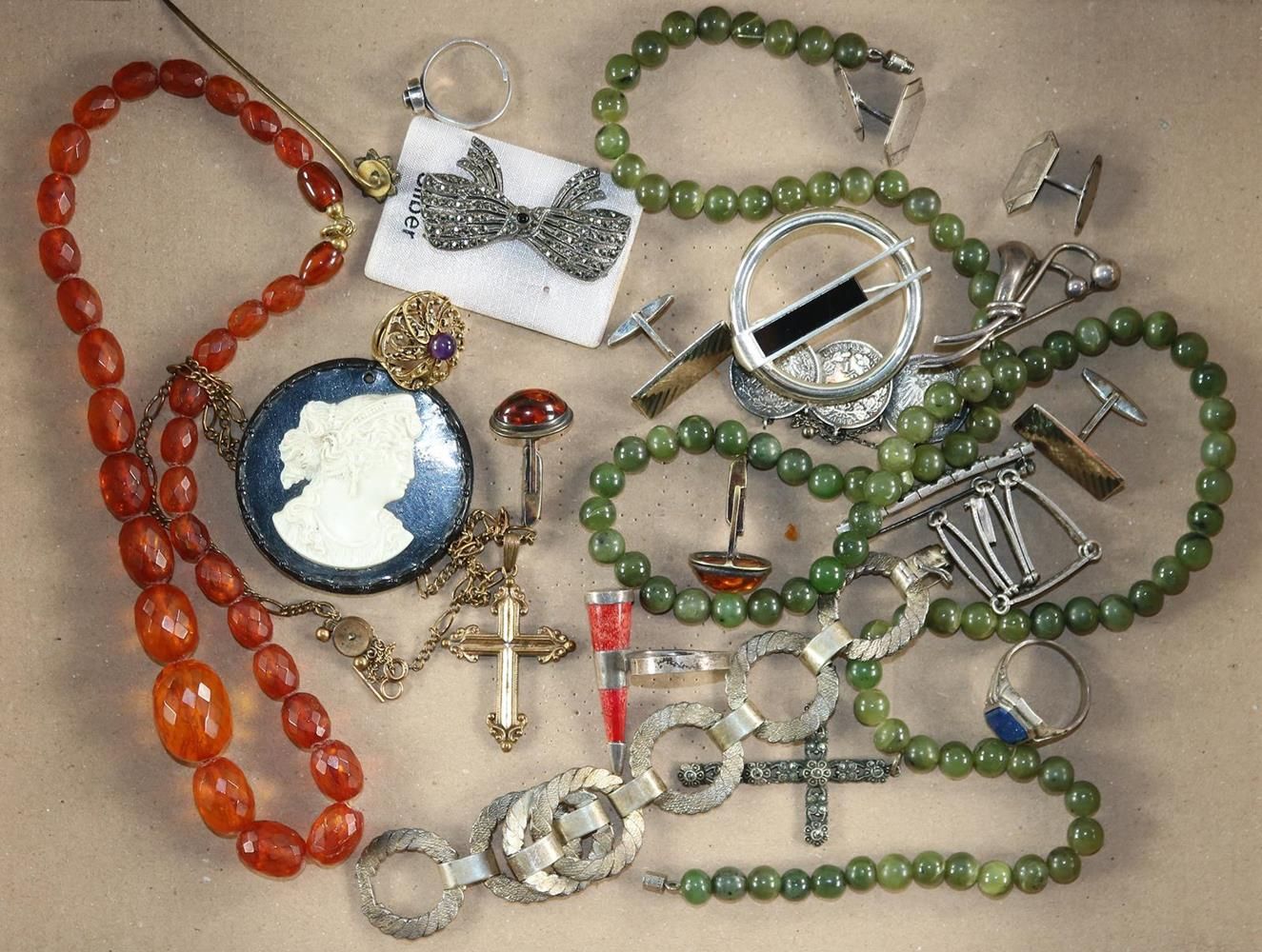 Große Abbildung Nr.2: 132-2226 Antikschmuck.: (Schmuck)