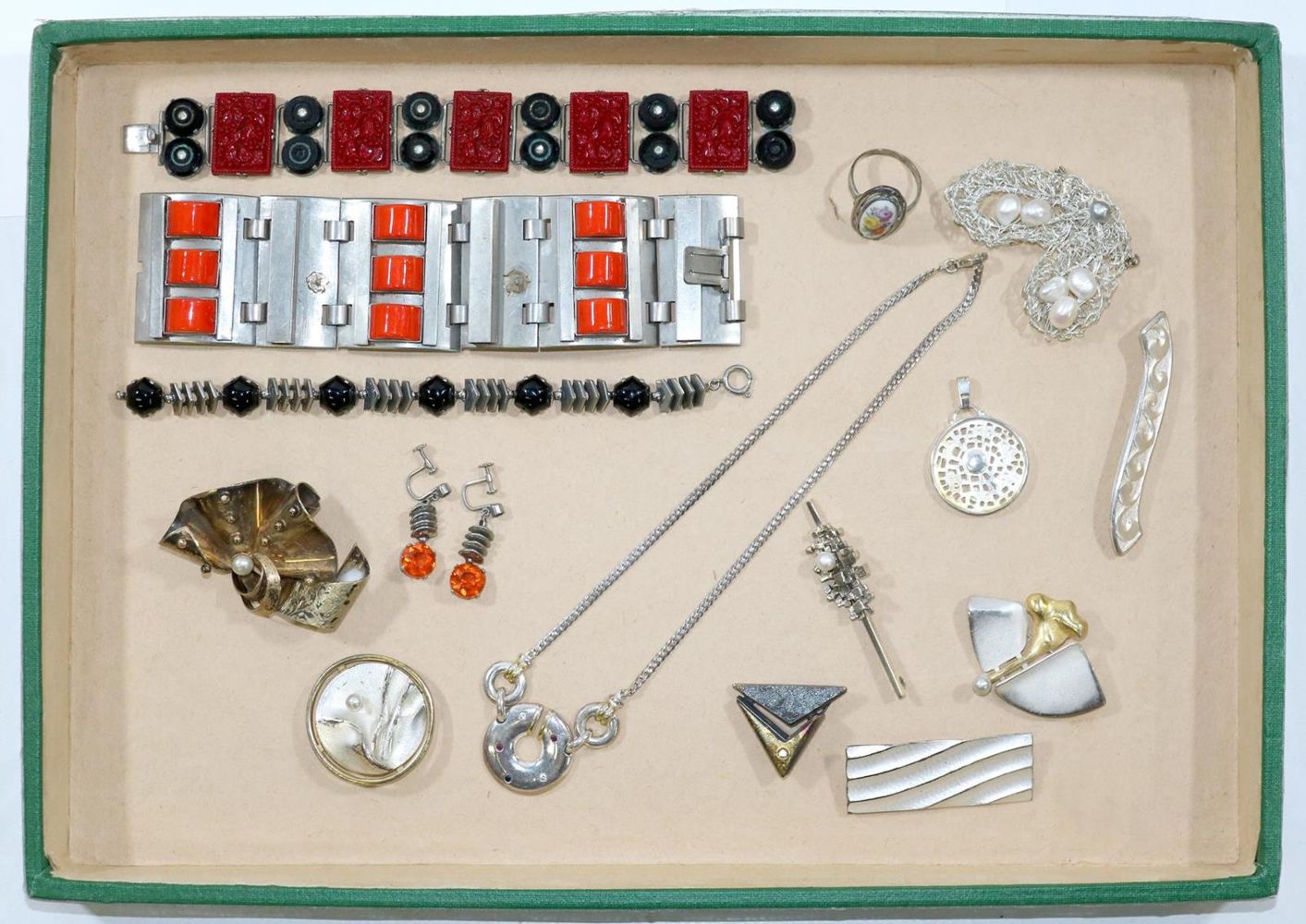 Große Abbildung Nr.2: 132-2252 Silberschmuck, Antikschmuck,: (Schmuck)