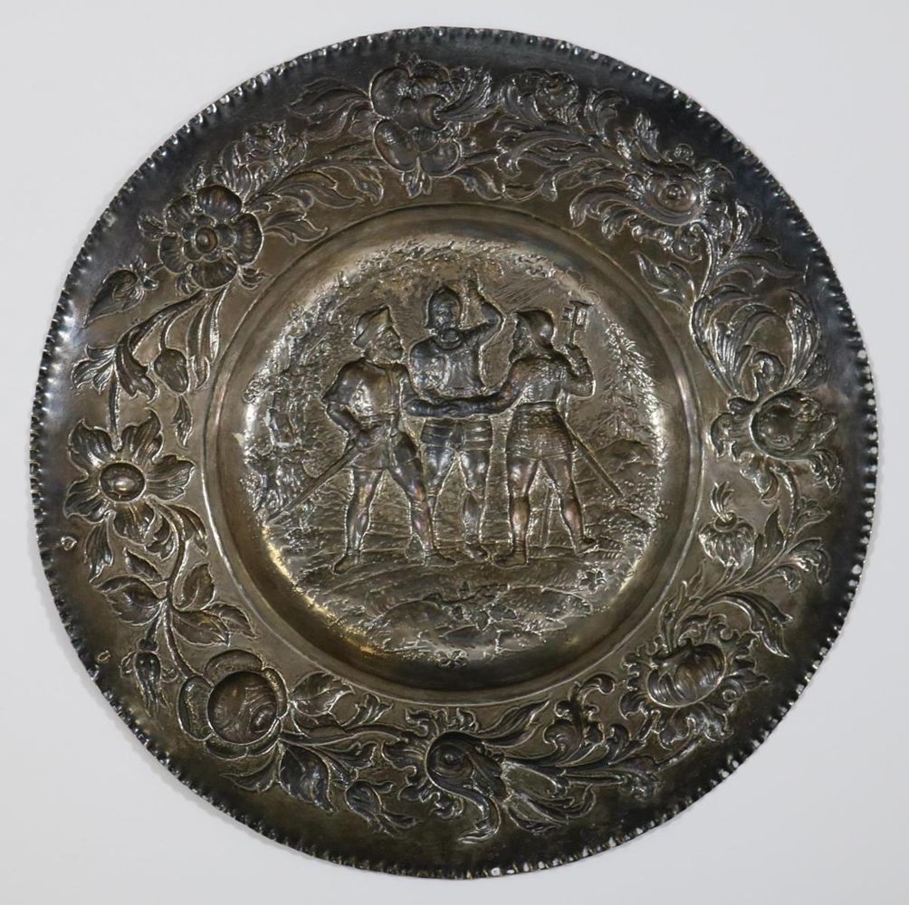 Große Abbildung Nr.2: 132-2253 Augsburg barocke Schauplatte.: (Silber)