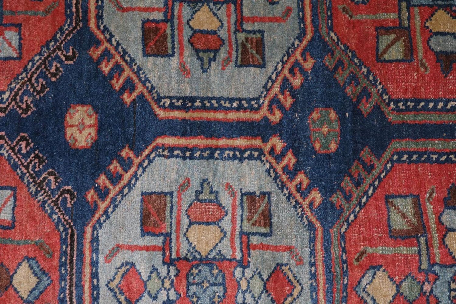 Große Abbildung Nr.7: 132-2295 Kazak alt.: (Teppiche)