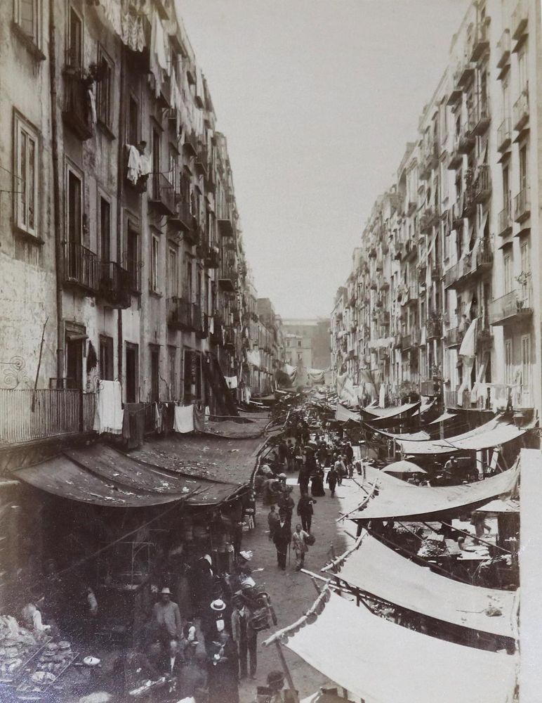 Große Abbildung Nr.1: 132-2350 Italien: (Photographie)