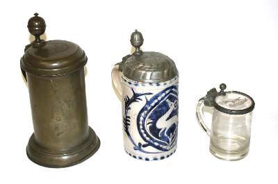Bild Nr.1: 132-1979 Historische Bierhumpen.: (Varia)