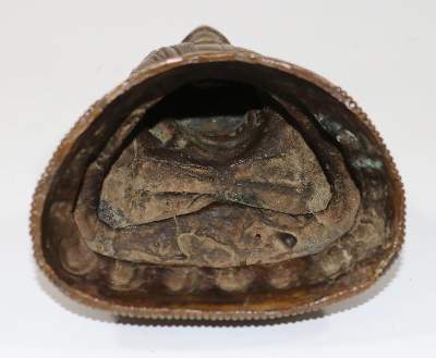 Bild Nr.6: 132-2137 Bronze eines Lama.: (Asiatika, Skulpturen - Plastiken)