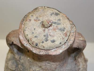 Bild Nr.2: 132-2145 Amphore,: (Ausgrabungen)
