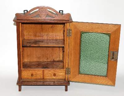 Bild Nr.2: 132-2152 Jugendstil Hängeschränckchen.: (Möbel)