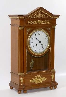 Bild Nr.3: 132-2308 Lenzkirch große Tischuhr.: (Uhren)