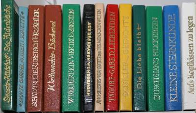 Bild Nr.1: 132-390 Sammlung: (Miniaturbücher)