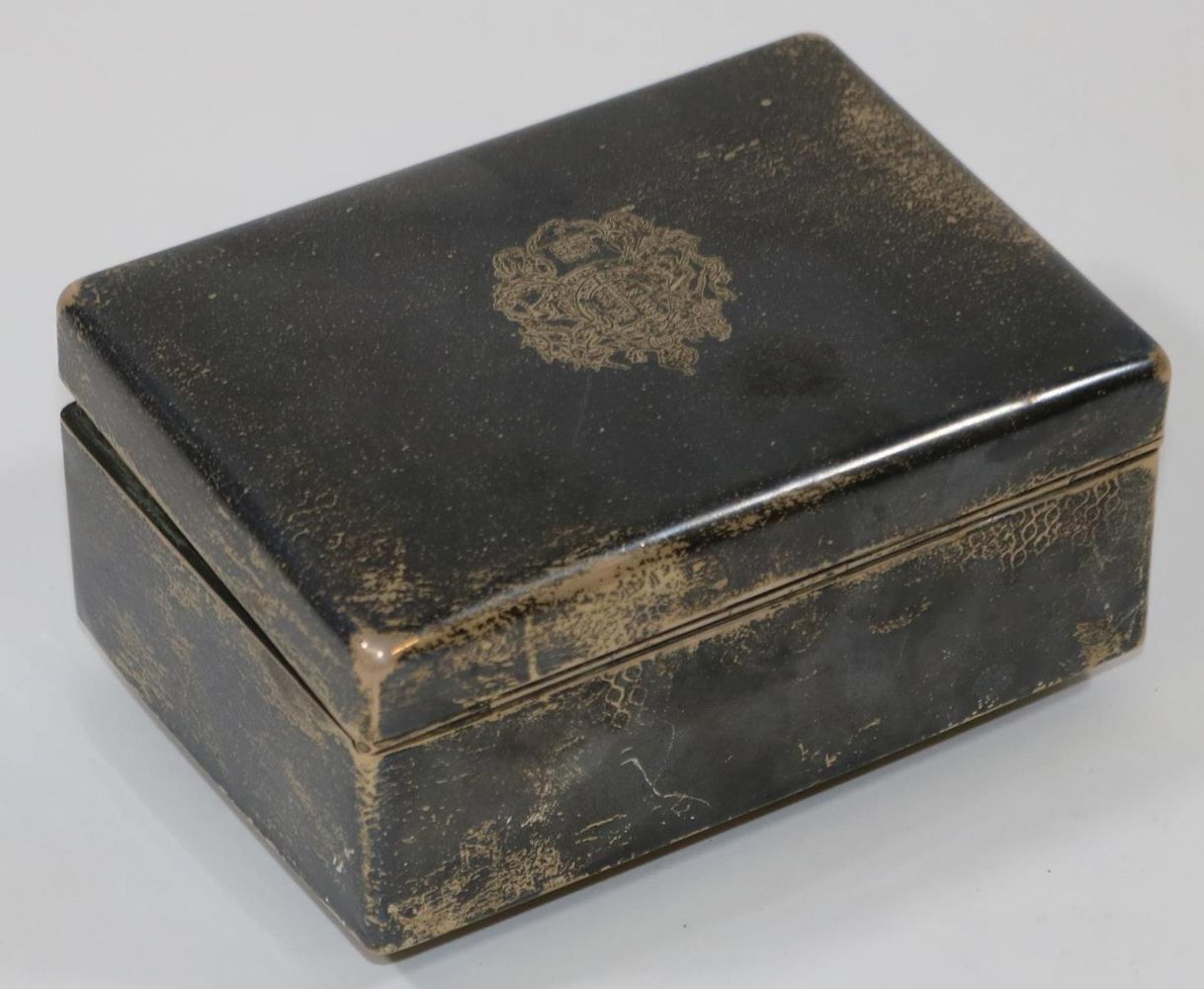 Große Abbildung Nr.3: 133-1781 Tabak-, Zigarettendose: (Varia)