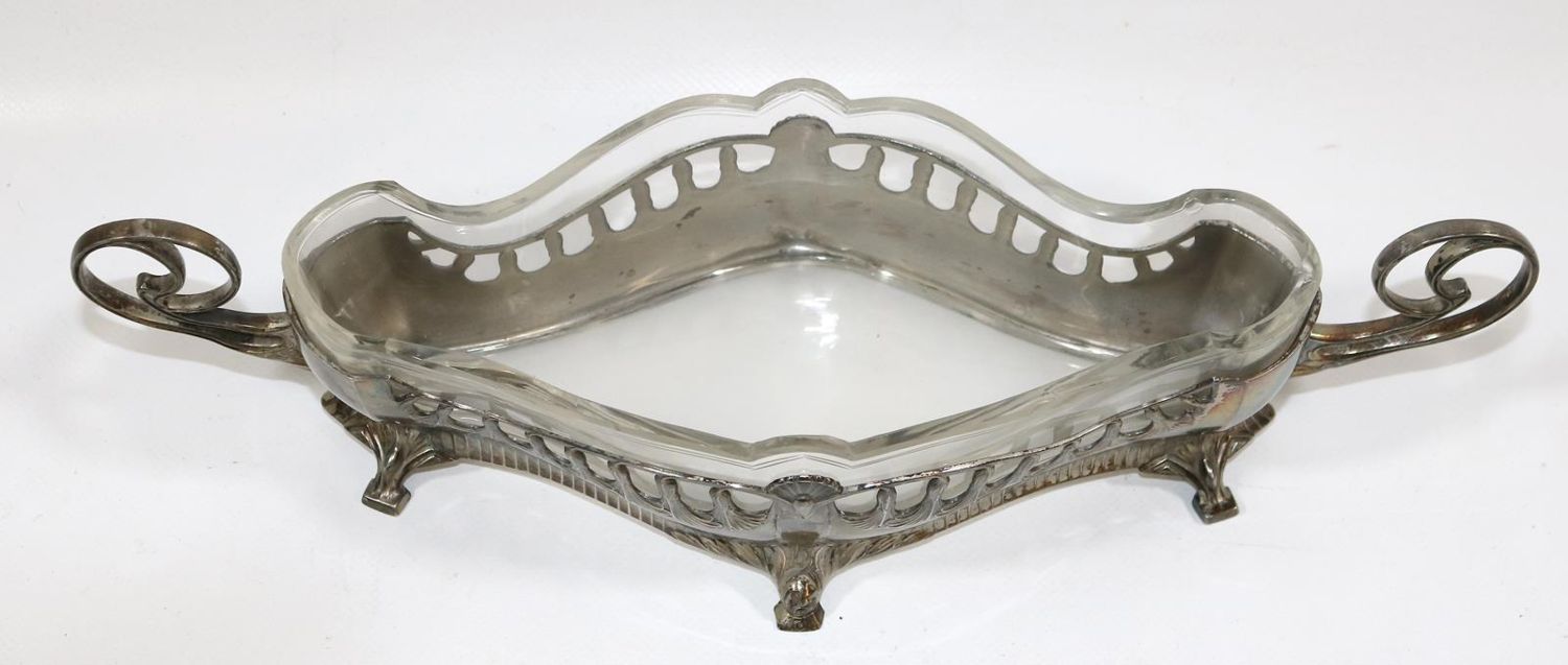 Große Abbildung Nr.2: 133-1788 Zinnschale mit Glaseinsatz: (Varia)