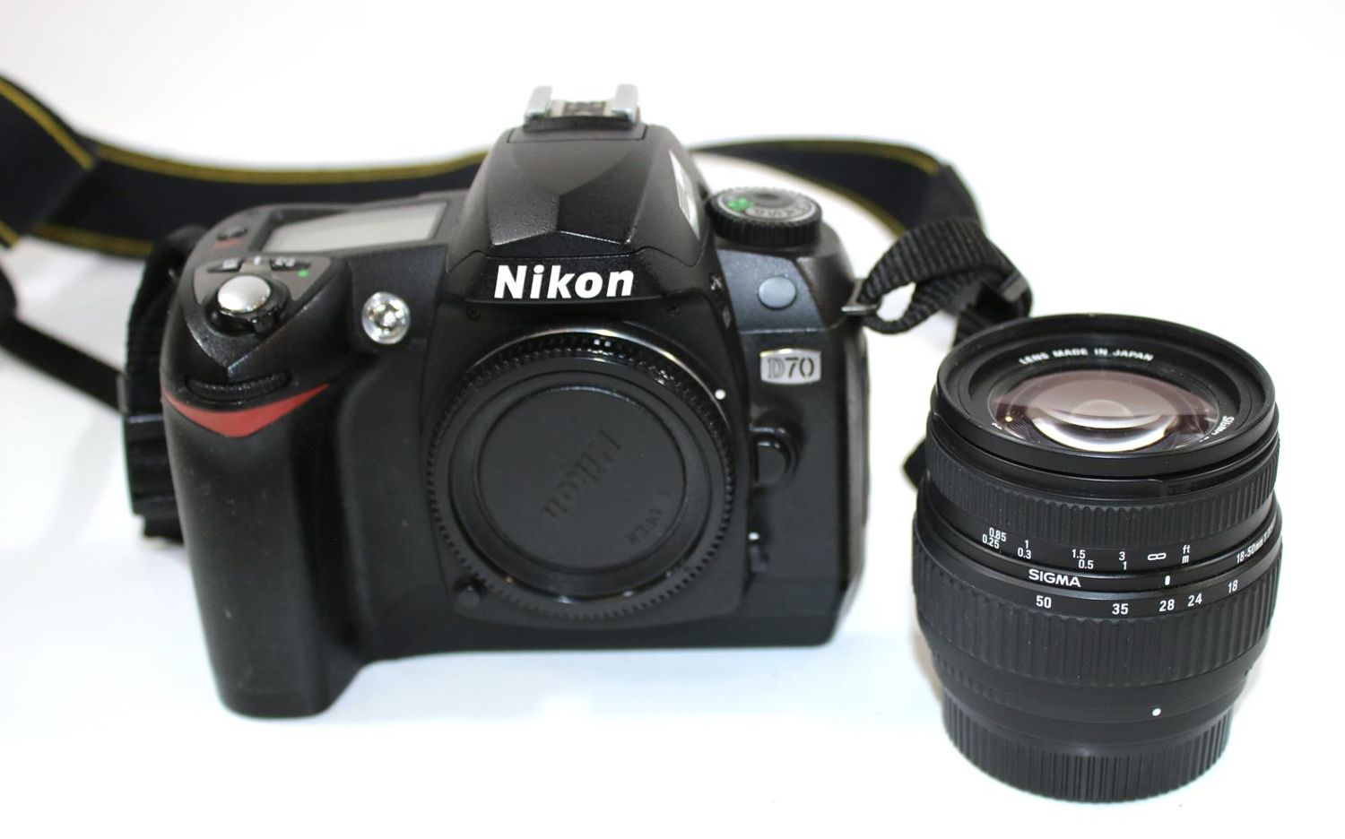 Große Abbildung Nr.2: 133-1878 Nikon D 70: (Optik)