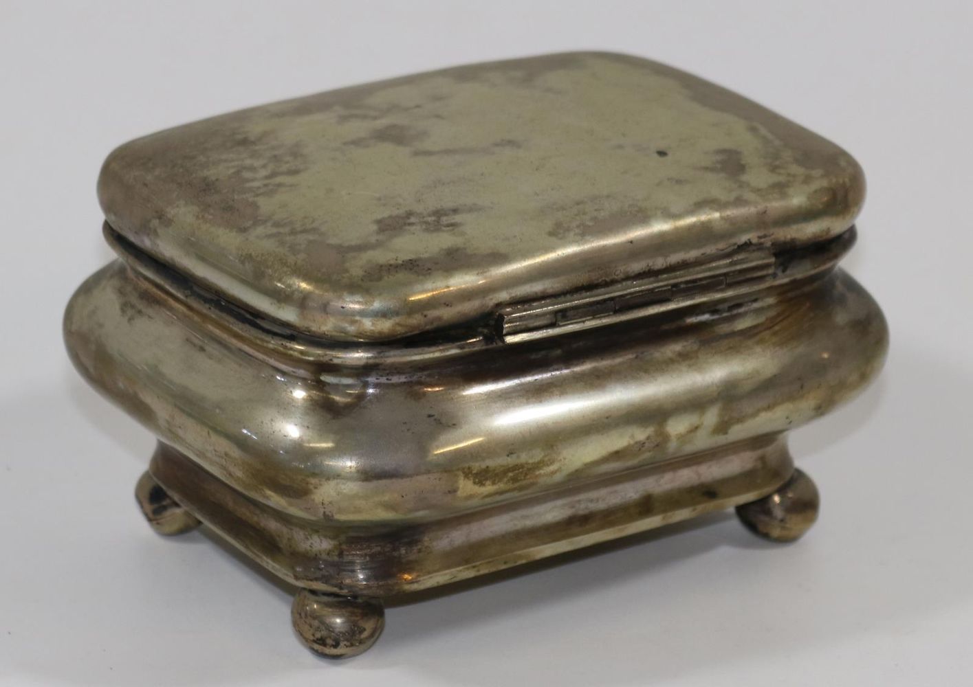 Große Abbildung Nr.3: 133-1973 Biedermeier-Zuckerdose: (Silber)