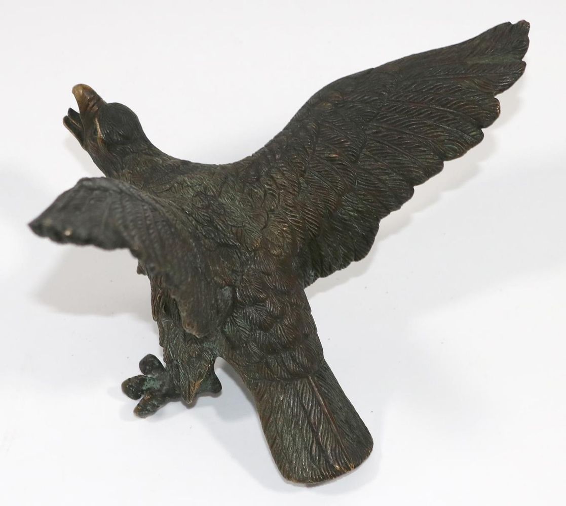 Große Abbildung Nr.2: 133-1989 Bronzeadler: (Skulpturen - Plastiken)