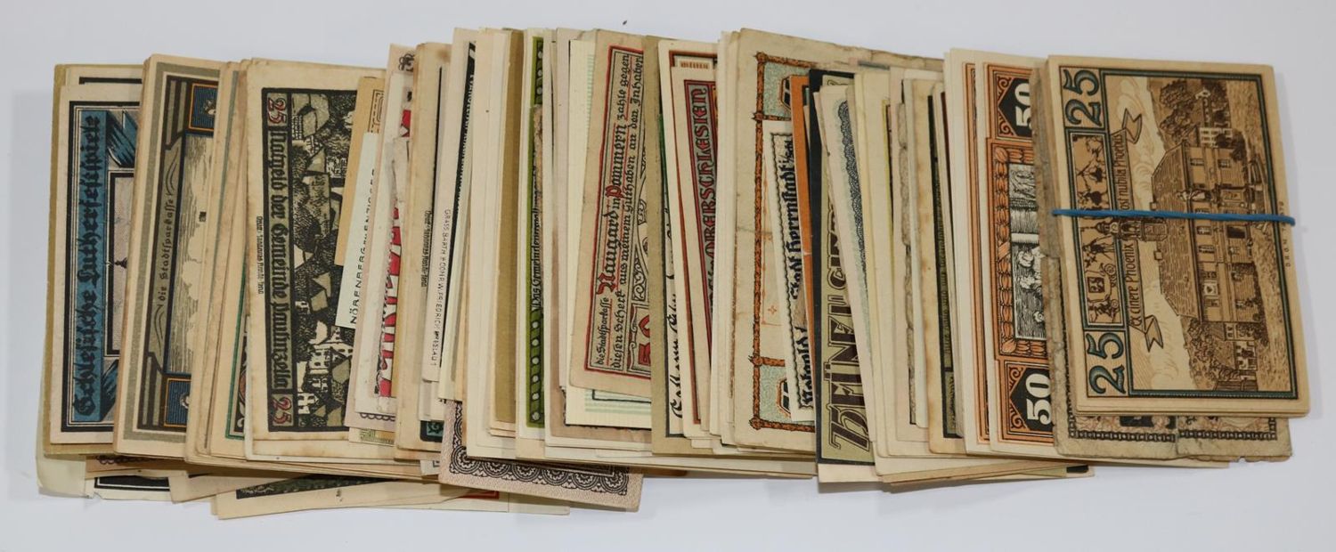 Große Abbildung Nr.5: 133-337 Notgeld-Sammlung.: (Numismatik u. Siegelkunde, Medaillen, Ostdeutschland)