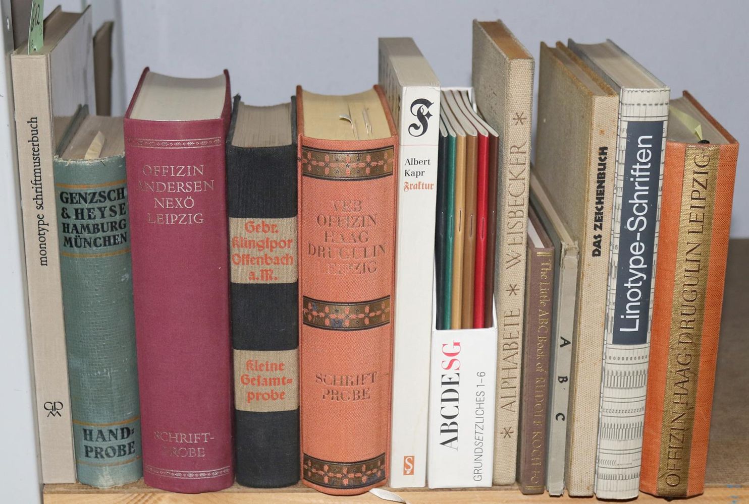 Große Abbildung Nr.10: 133-612 Sammlung: (Typographie und Kalligraphie)