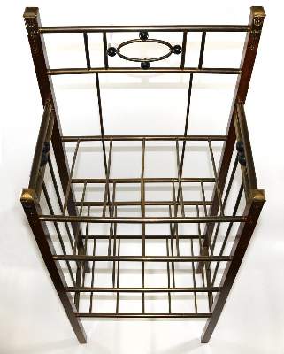 Bild Nr.3: 133-1852 Art Deco-Zeitungsständer.: (Möbel)