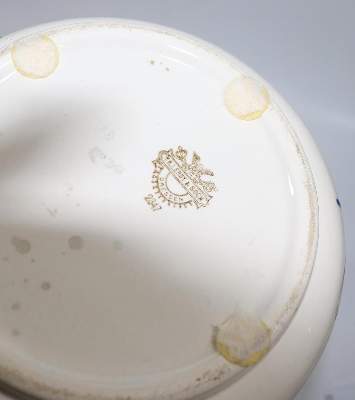 Bild Nr.6: 133-1906 Villeroy & Boch: (Porzellan u. Keramik, Fayencen, Waschgarnituren)