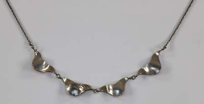 Bild Nr.3: 133-1945 Korallencollier im: (Schmuck, Colliers)