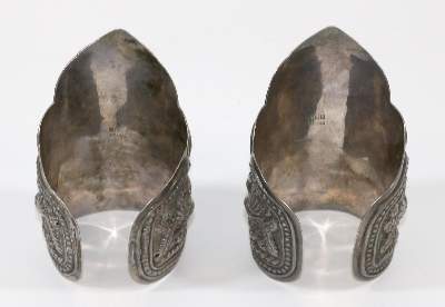 Bild Nr.2: 133-1981 Paar Armreifen: (Silber)