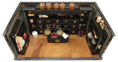 Bild Nr.2: 133-2002 Puppenstube.: (Spielzeug)