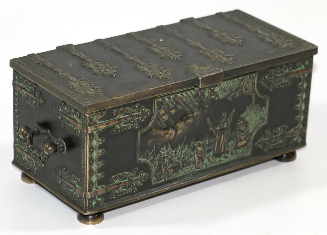 Große Abbildung Nr.1: 134-2361 Bronze-Box.: (Möbel, Truhen und Kästchen)