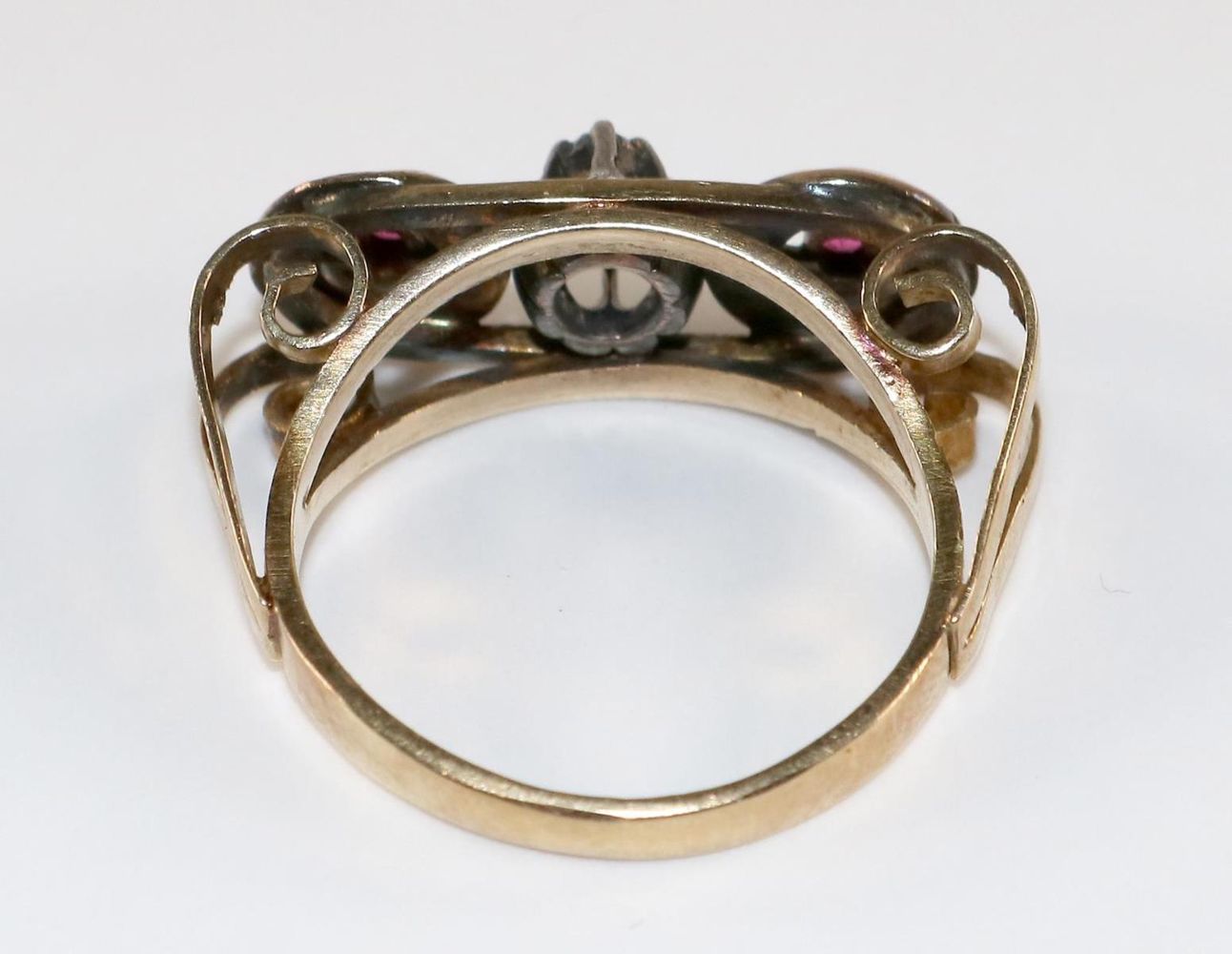 Große Abbildung Nr.2: 134-2451 Historischer Damenring: (Schmuck, Ringe)