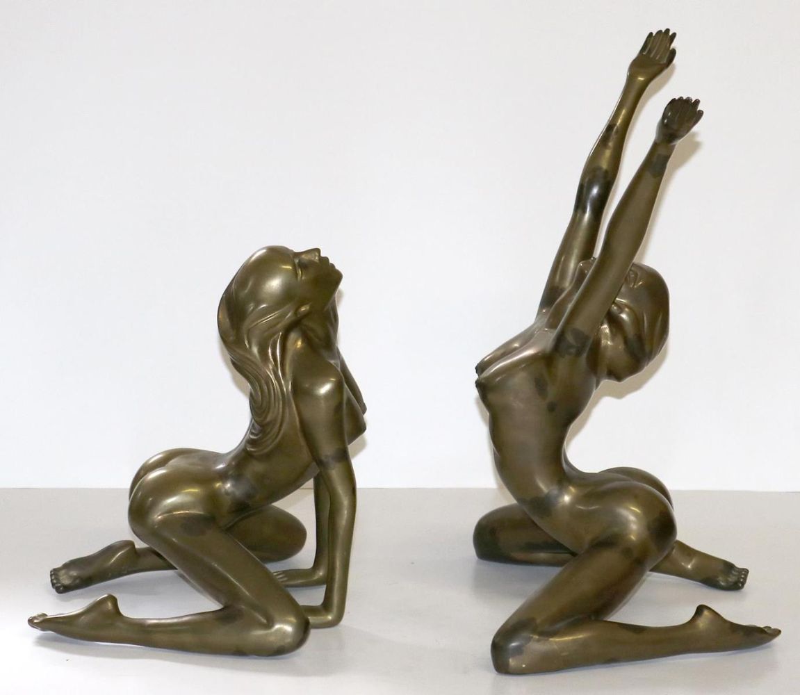 Große Abbildung Nr.1: 134-2483 Zwei weibliche Bronzeakte,: (Skulpturen - Plastiken)
