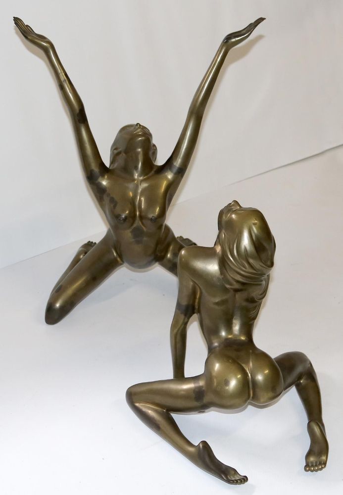 Große Abbildung Nr.4: 134-2483 Zwei weibliche Bronzeakte,: (Skulpturen - Plastiken)