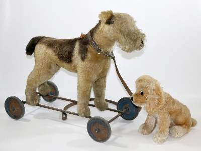 Bild Nr.2: 134-2210 Steiff Foxterrier: (Varia, Spielzeug)