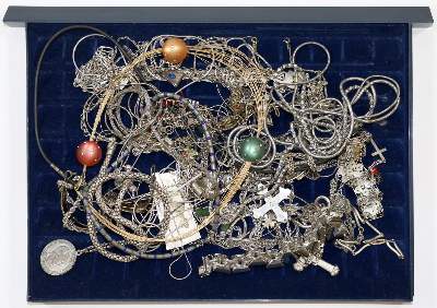 Bild Nr.3: 134-2420 Gold- u. Silberschmuck.: (Schmuck)