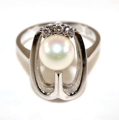 Bild Nr.1: 134-2455 Louis Fiessler Perl-: (Schmuck, Ringe)