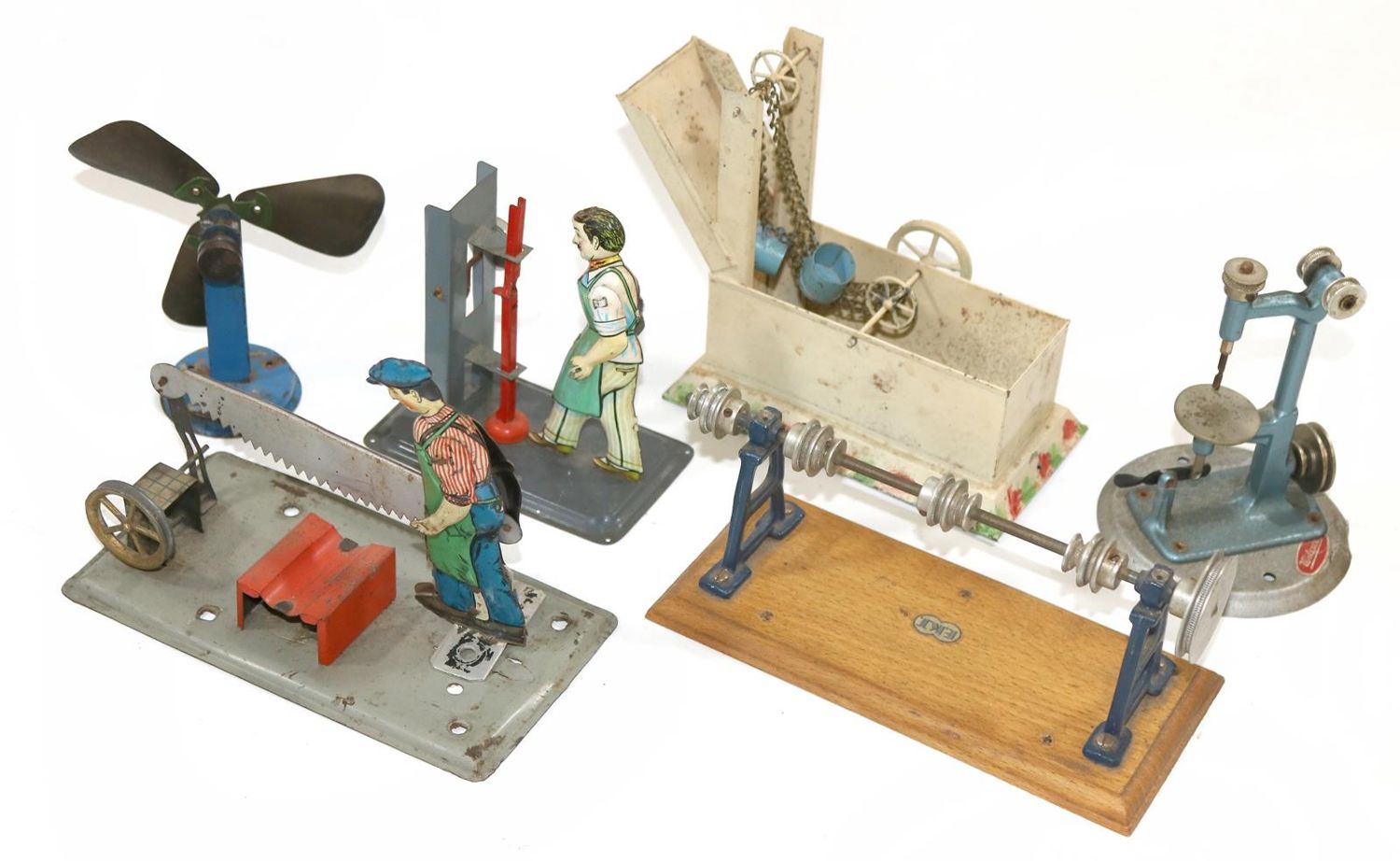 Große Abbildung Nr.2: 135-1268 Dampfmaschine.: (Spielzeug)