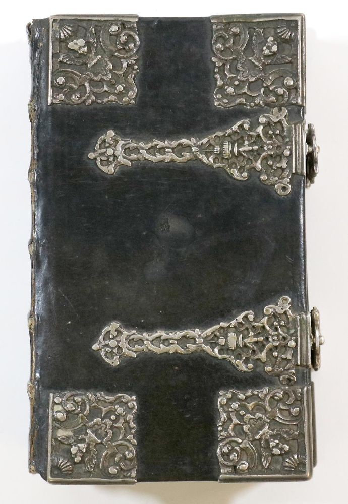 Große Abbildung Nr.1: 135-173 Schwarzer Ledereinband: (Einband)