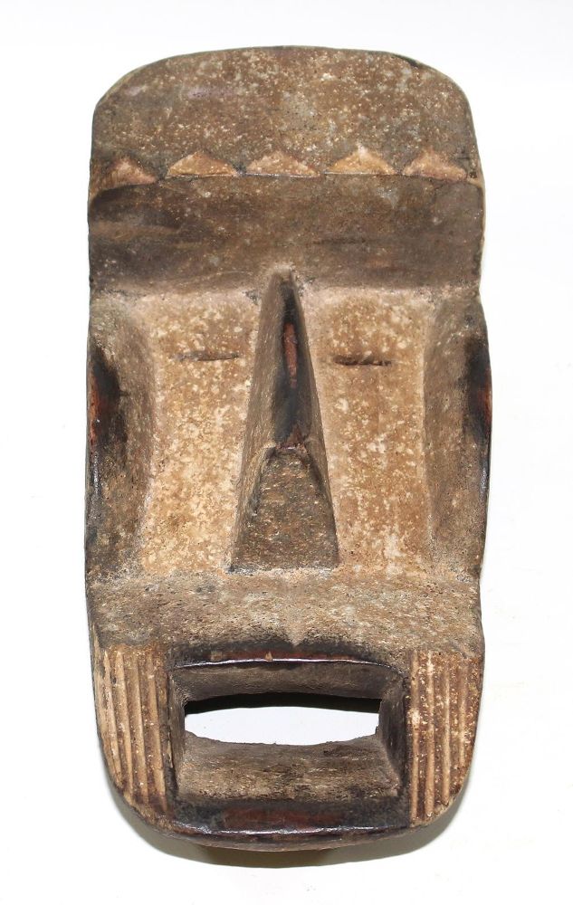 Große Abbildung Nr.1: 135-2461 Ngere Bete.: (Afrika, Masken)