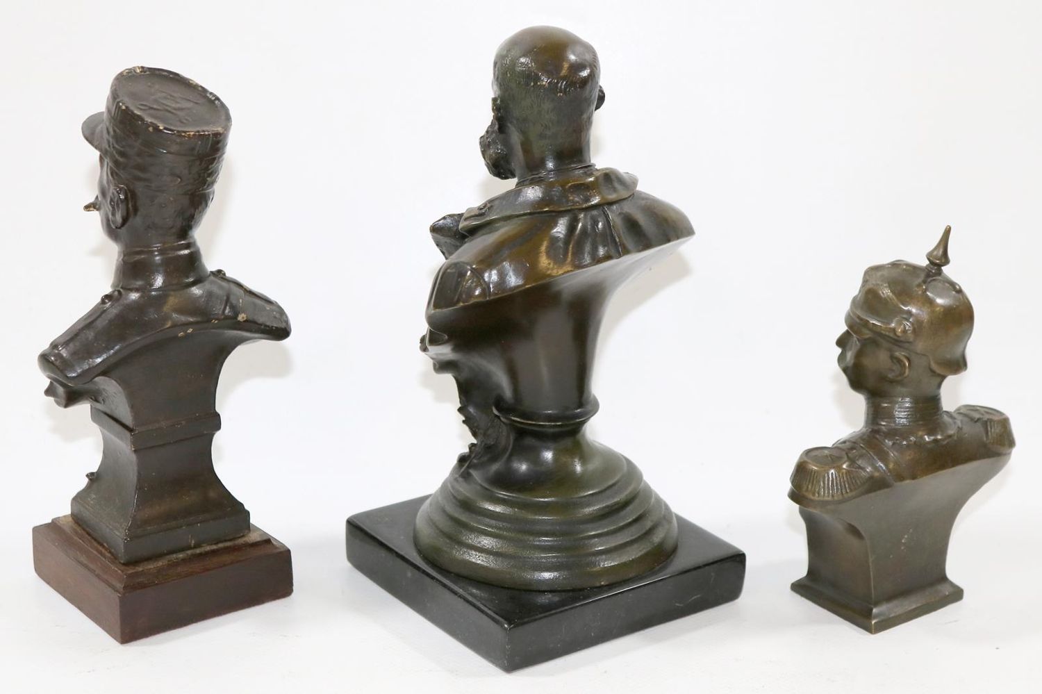 Große Abbildung Nr.2: 135-4415 Drei Bronzen: (Künstlergraphik, Skulpturen - Plastiken)