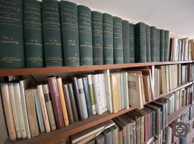 Bild Nr.9: 135-1097 Handbibliothek: (Bibliographie und Buchwesen)