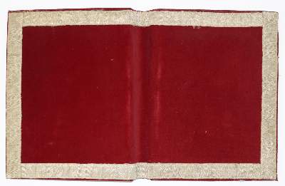 Bild Nr.2: 135-1336 Roter Samteinband: (Einband)
