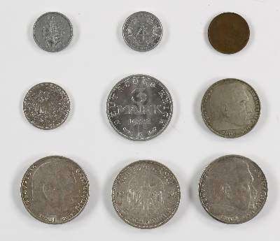 Bild Nr.4: 135-2486 Orden und Münzen.: (Militaria)