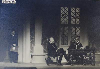 Bild Nr.2: 135-695 Madame Kegels Geheimnis.: (Film - Theater - Tanz)