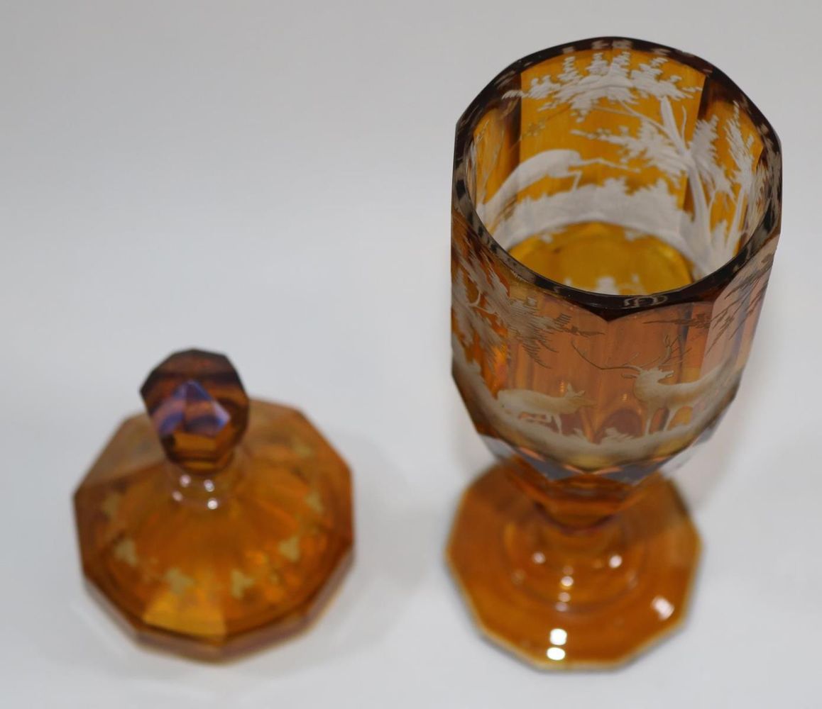 Große Abbildung Nr.2: 136-2244 Deckelpokal,: (Varia, Glas)
