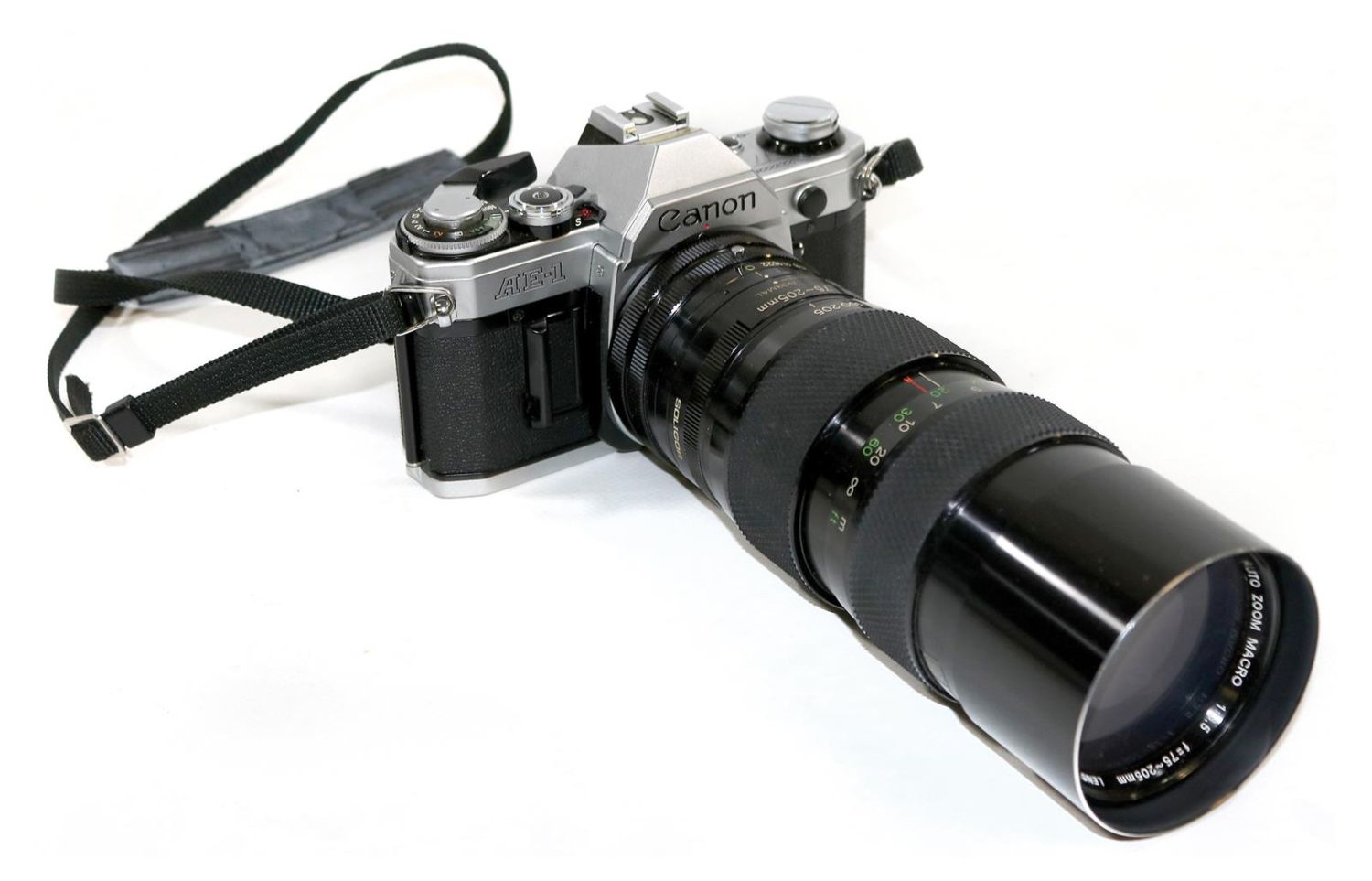 Große Abbildung Nr.1: 136-2279 Canon AE1: (Varia, Optik, Fotoapparate)