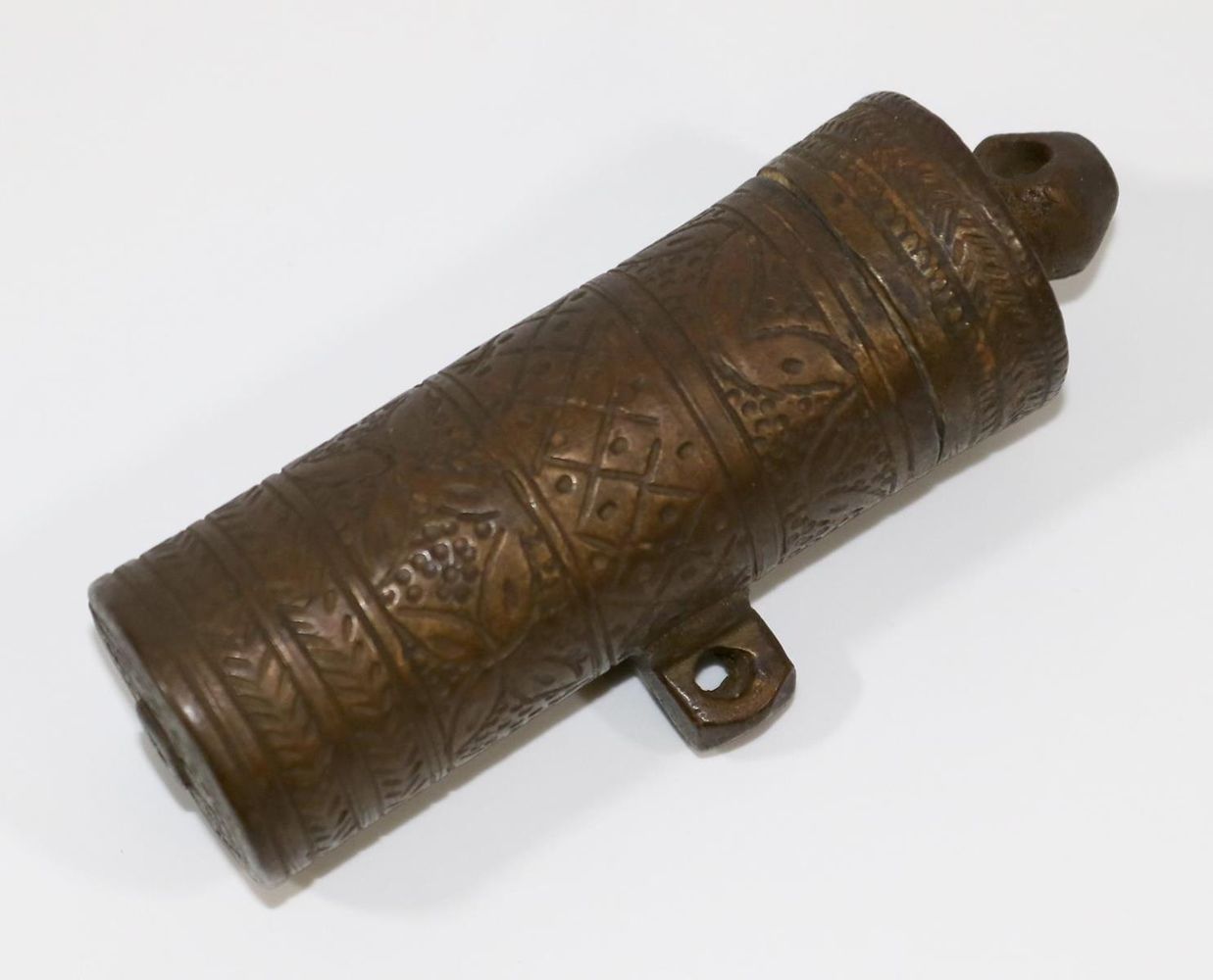 Große Abbildung Nr.1: 136-2383 Metallbehälter,: (Asiatika)