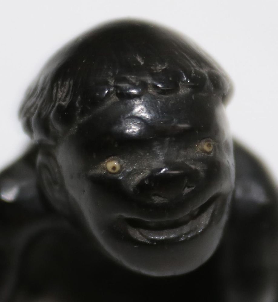 Große Abbildung Nr.4: 136-2388 Netsuke.: (Asiatika)