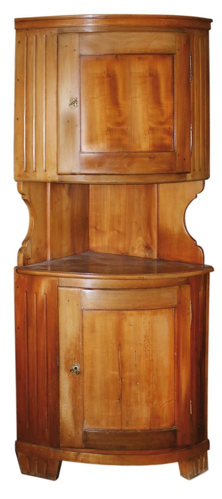 Große Abbildung Nr.1: 136-2425 Eckschrank, bäuerisch.: (Möbel)