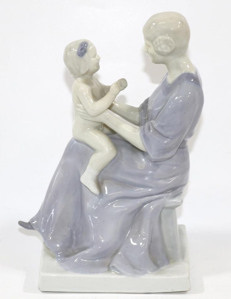 Große Abbildung Nr.3: 136-2475 Heubach Porzellanfigur: (Porzellan u. Keramik)