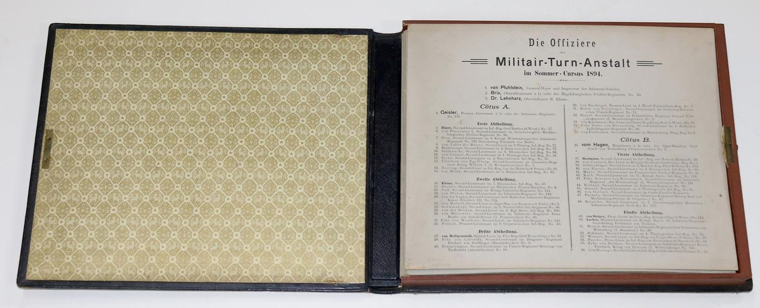Große Abbildung Nr.4: 136-2684 Offiziere, Die,: (Militaria)