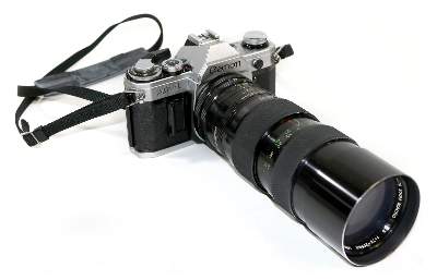 Bild Nr.1: 136-2279 Canon AE1: (Varia, Optik, Fotoapparate)