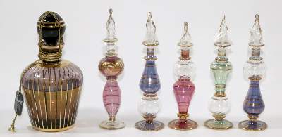 Bild Nr.1: 136-2282 Parfumflakons.: (Varia)