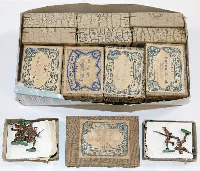 Bild Nr.2: 136-2320 Zinnfiguren.: (Varia)