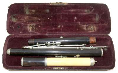 Bild Nr.1: 136-2454 Klarinette.: (Musikinstrumente)